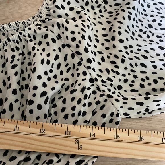 Sincerely Jules Animal Print Milkmaid Blouse Women M Black Smocked Peasant NWT - Picture 5 of 7